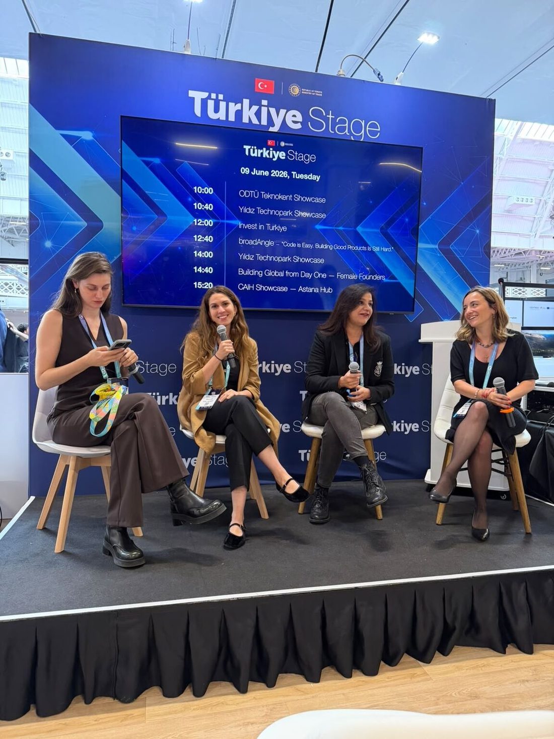 Nilsu Derici on a female founders panel on the Türkiye Stage at London Tech Week